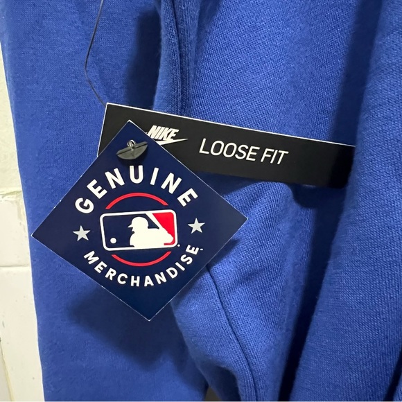 Nike genuine MLB Chicago Cubs sweatshirt with hood - Picture 5 of 5